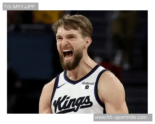 小萨博尼斯攻防失常表现平平小杨频频造犯规让其苦不堪言 小萨博尼斯攻防失常表现平平小杨频频造犯规让其苦不堪言